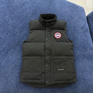 Canada Goose Men's Black Down Vest